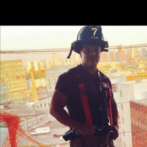 Meet your Posher, Ernest